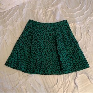 Banana Republic green leopard mini skirt Sz 4